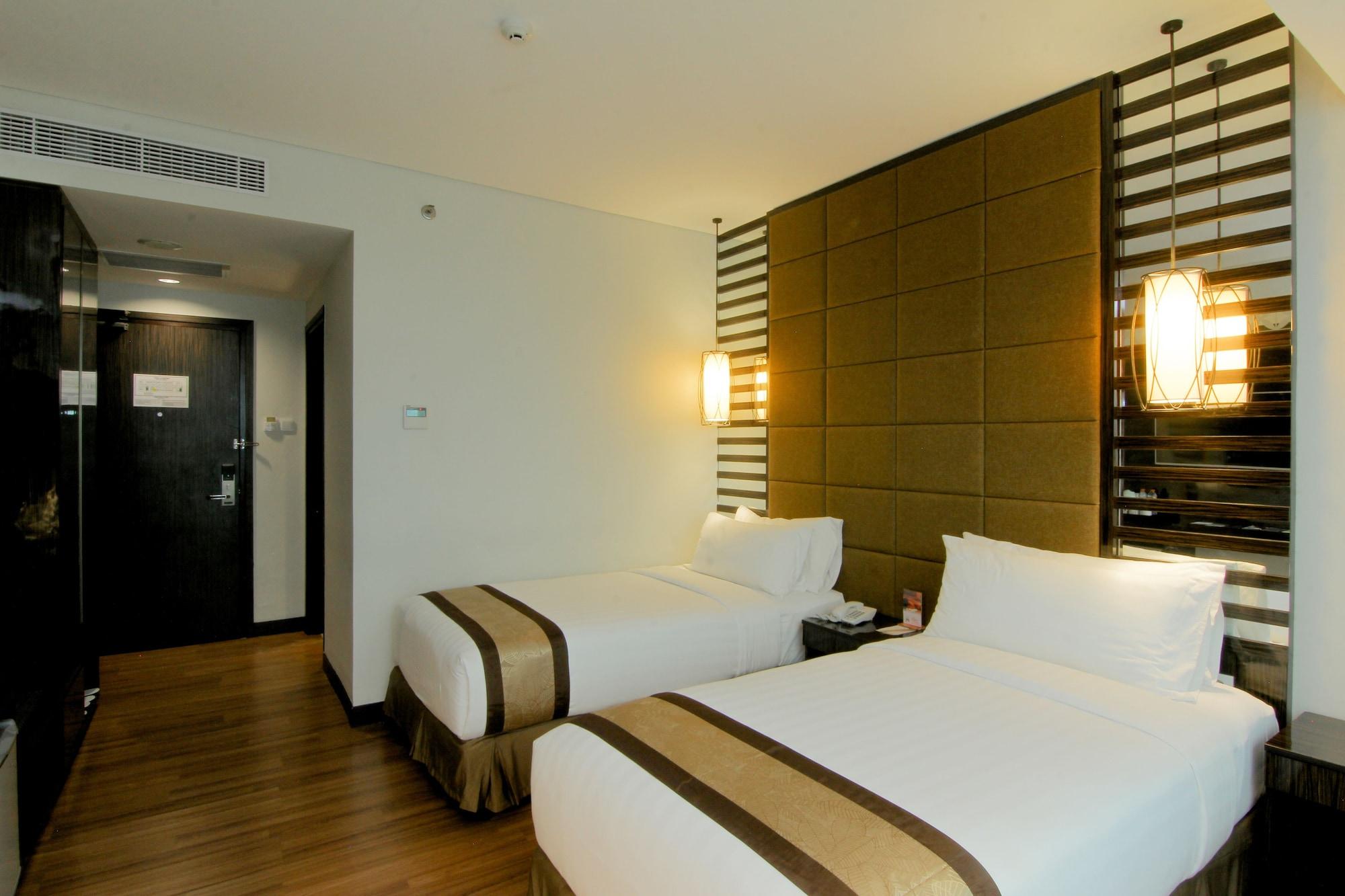 The Atrium Hotel & Resort Yogyakarta Melati Exterior photo