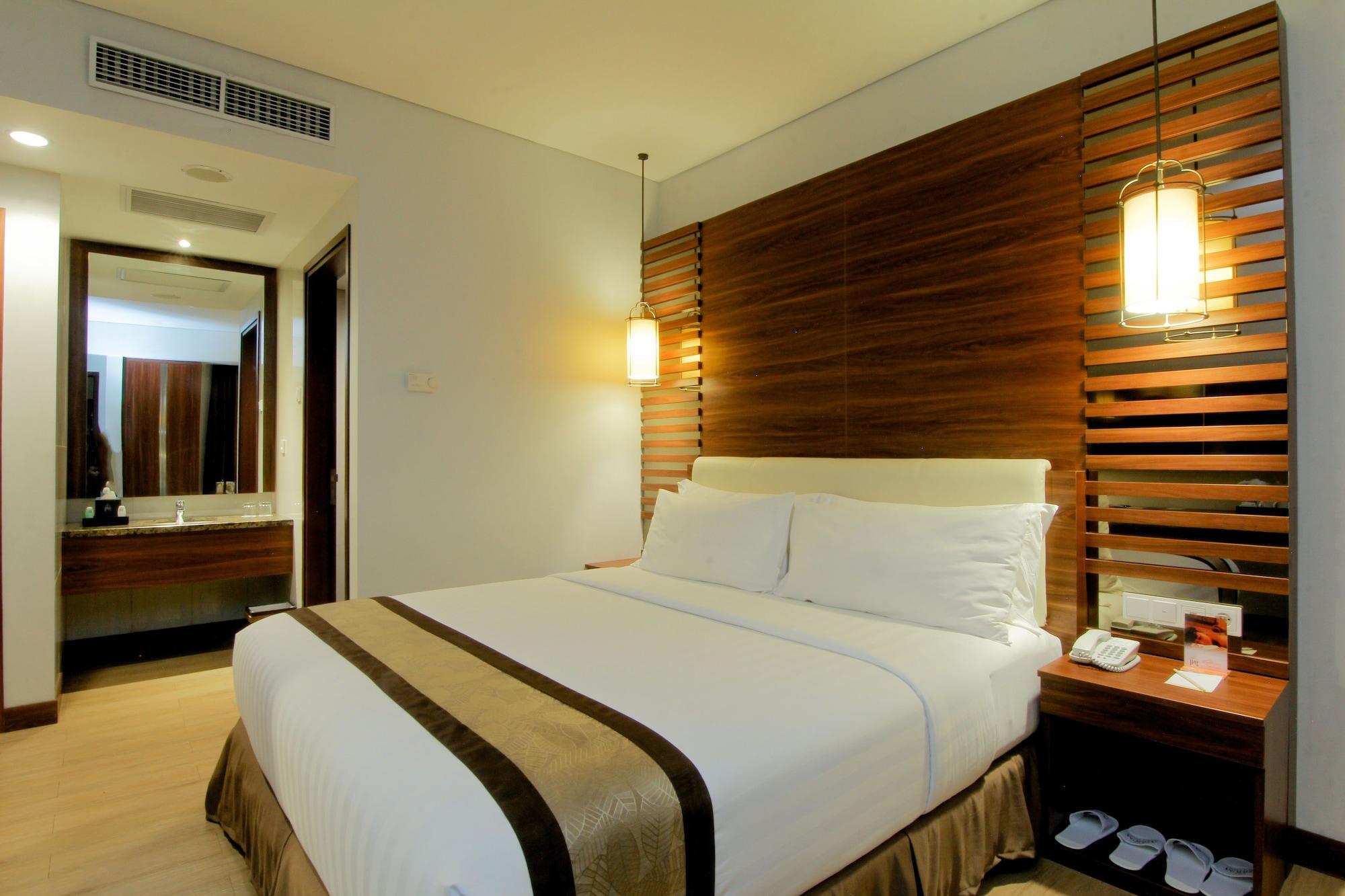 The Atrium Hotel & Resort Yogyakarta Melati Exterior photo