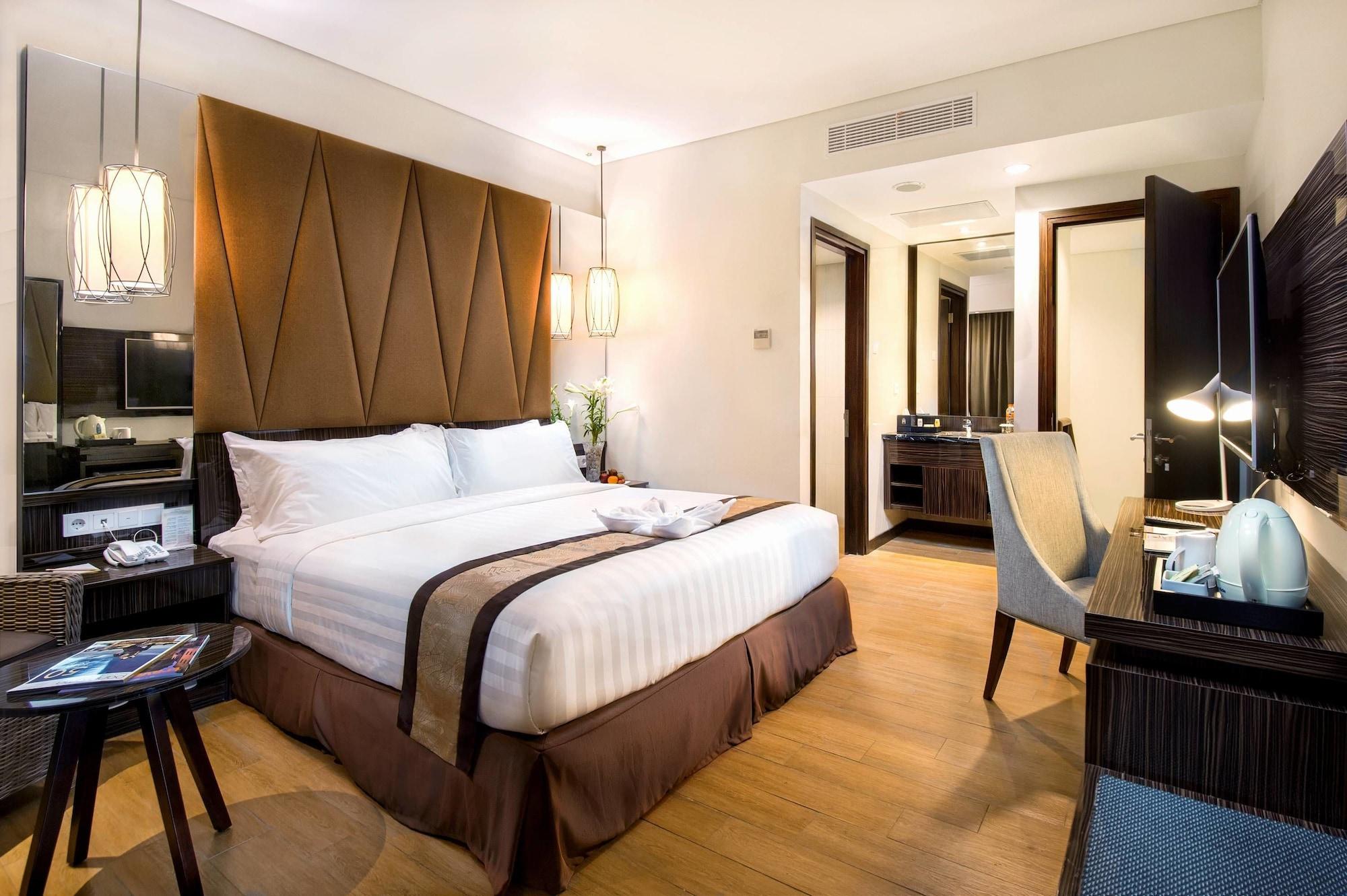The Atrium Hotel & Resort Yogyakarta Melati Exterior photo